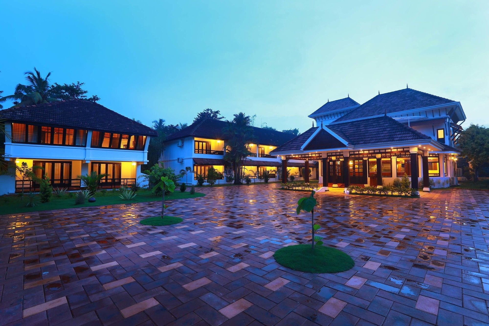 Nihara Resort And Spa Kochi Buitenkant foto